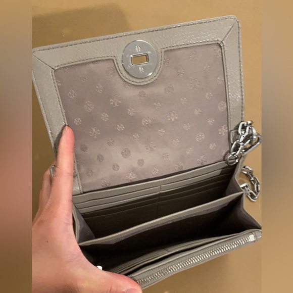 Authentic Tory Burch Crossbody bag - Picture 2 of 5